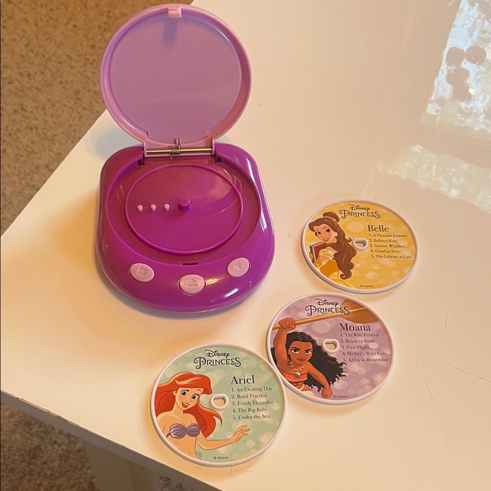 Disney Princess Purple CD Player with Character Discs - Picture 2 of 6
